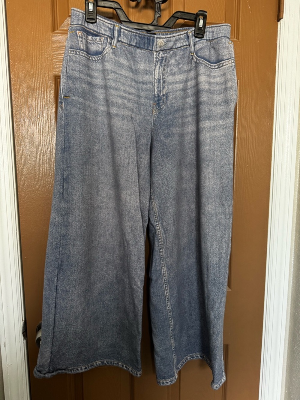 GAP Wide Leg High-Waist Sweatpant Jeans - Light Wash Blue